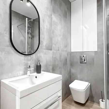 Piotrkowska 44 By Dreamap